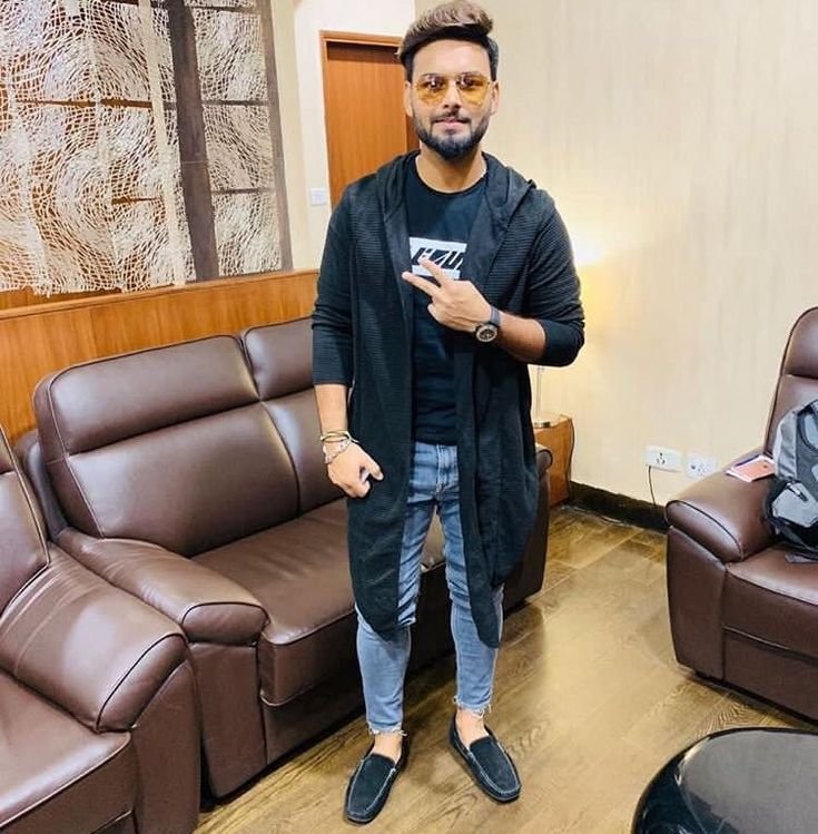 Rishabh Pant Height and Weight Explained